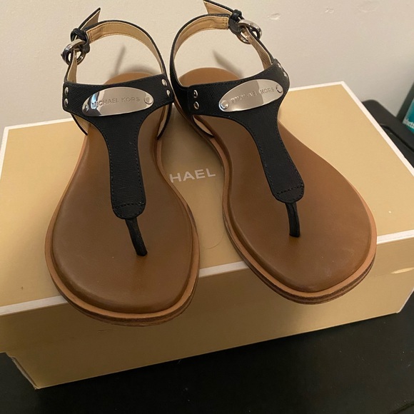 Michael kors sandals worn once - Picture 5 of 5